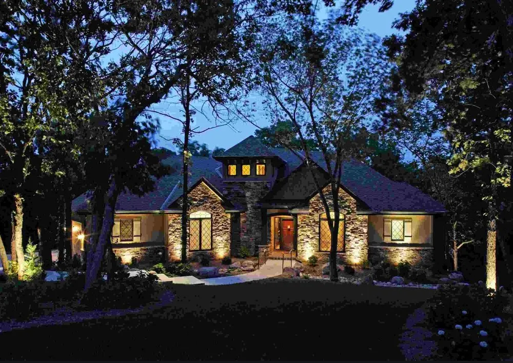 Trusted yard maintenance in Peachtree City, GA by Pacific Coast Landscapes