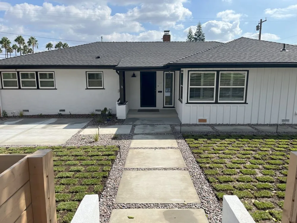 Custom lawn mowing service for beautiful yards in Fullerton, CA by Pacific Coast Landscaping