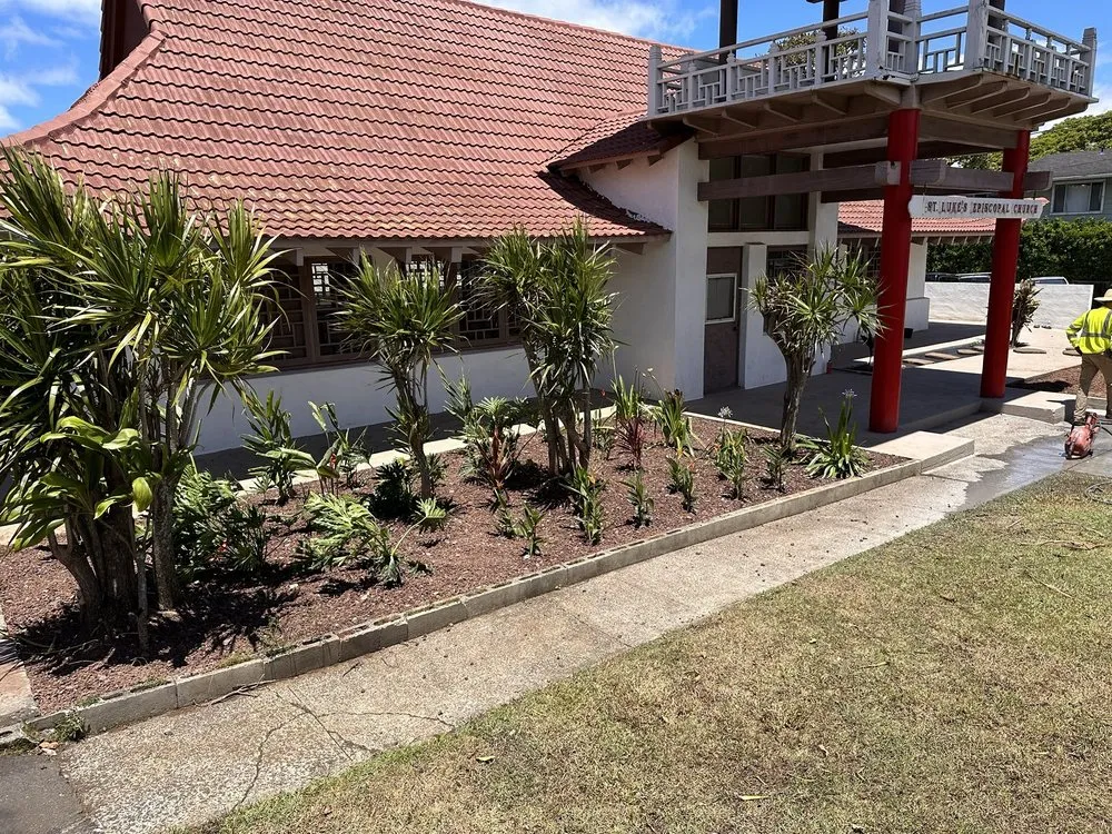 Expert landscape design with custom design in Haleiwa, HI by Pacific Coastline Landscape Design