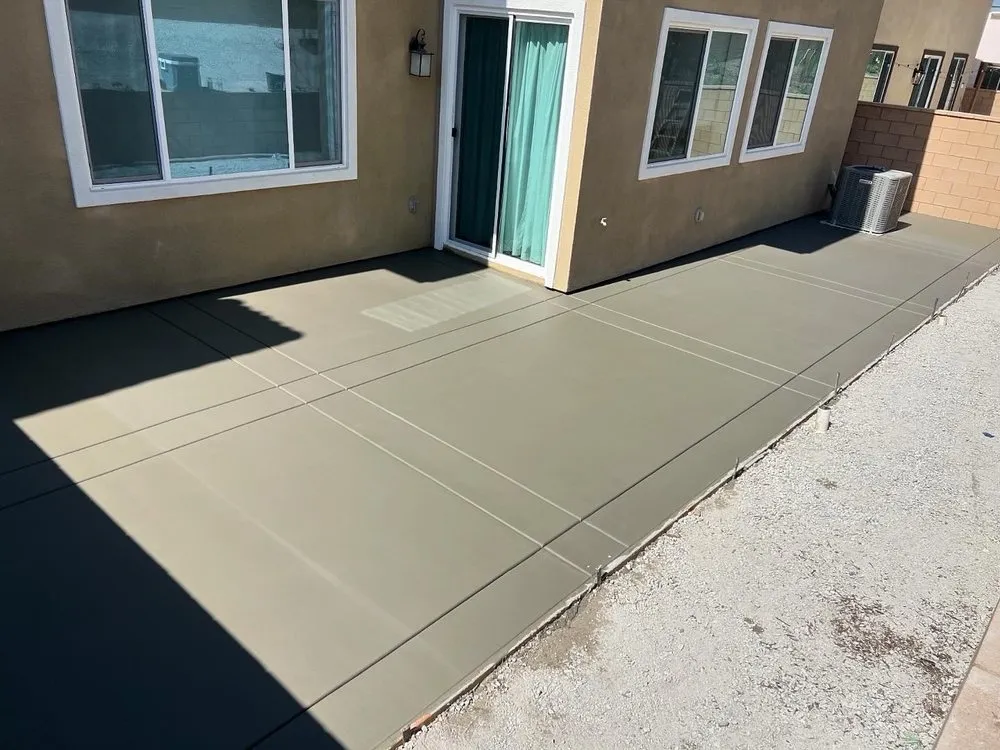 Local yard maintenance in Colton, CA by Pacific Custom