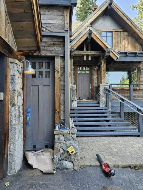 Expert residential landscaping in Palo Alto, CA by Pacific Edge