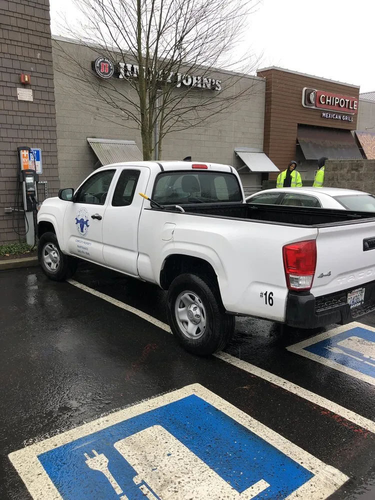 Top-rated outdoor landscaping in Woodinville, WA - Pacific Facility Service