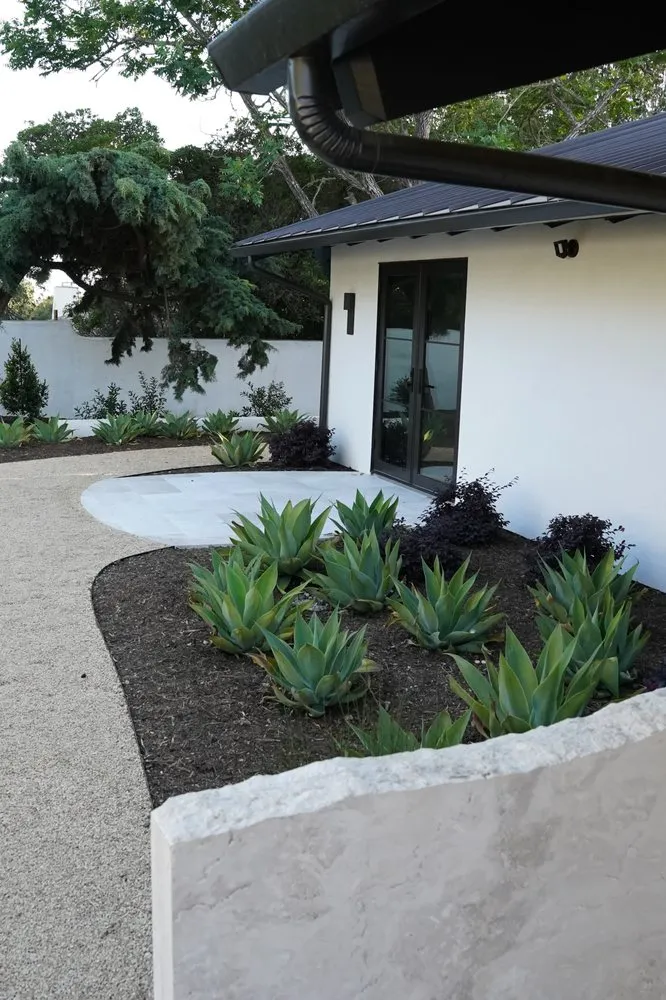 Custom landscape installation experts serving Santa Barbara, CA - Pacific Green Construction Landscape