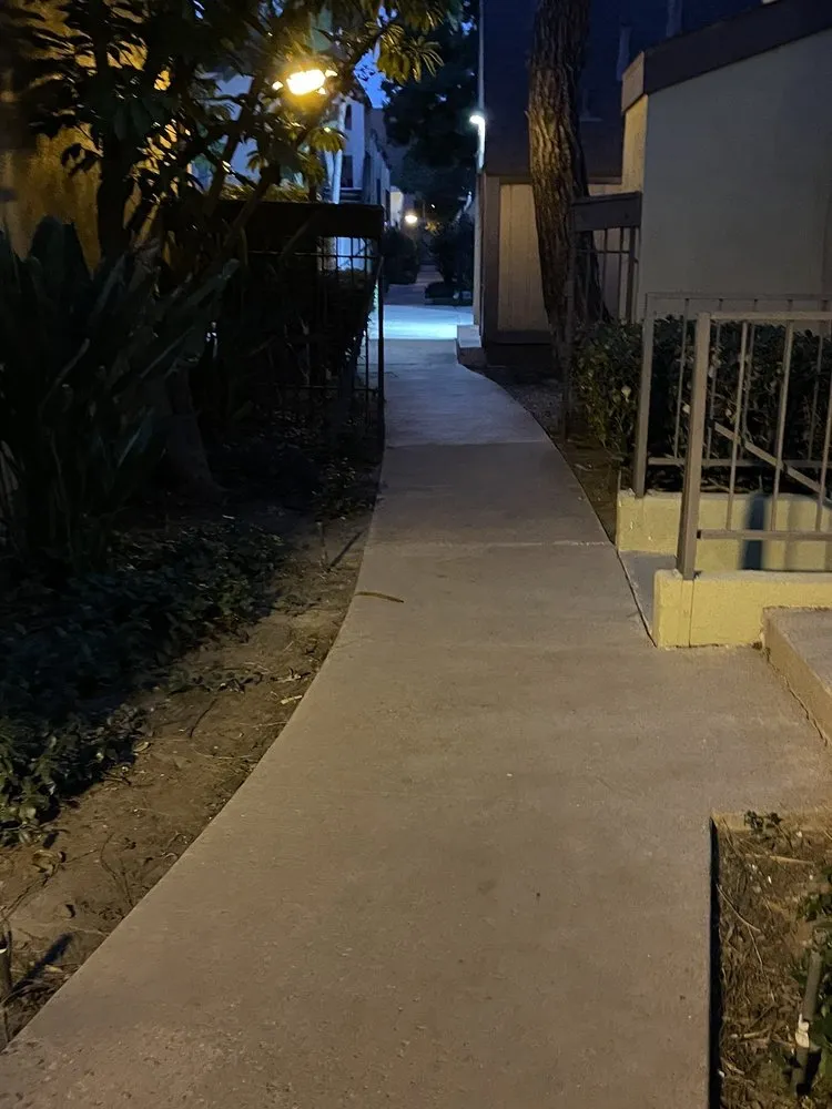 Professional lawn care service in Lakeside, CA - Pacific Green Landscape