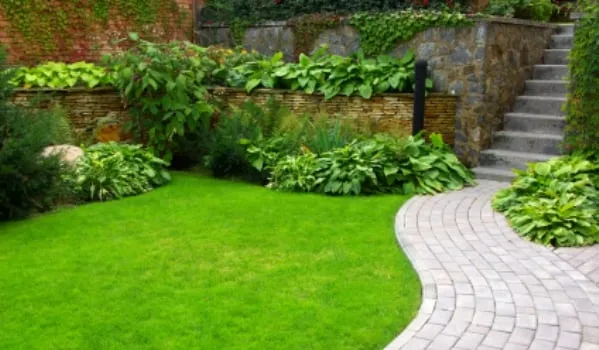 Trusted landscaping services for residential properties in Bremerton, WA by Pacific Landcare Group