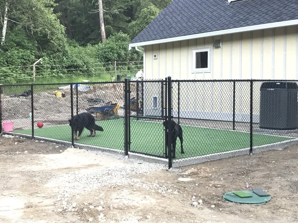 Professional yard maintenance for homes in Gig Harbor, WA by Pacific Landscape Construction