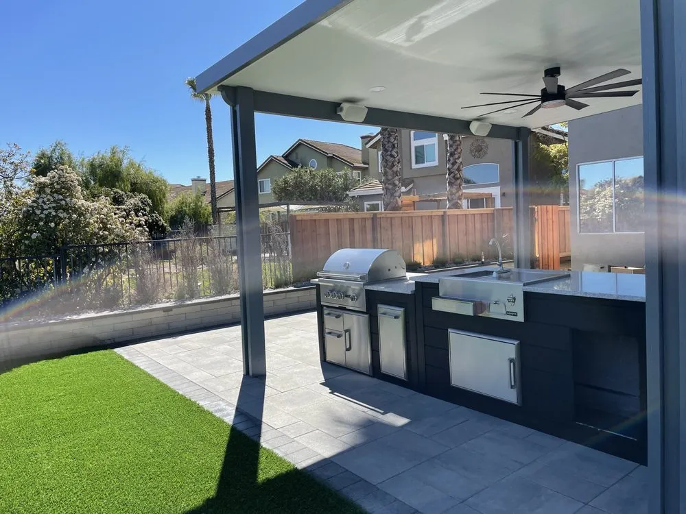 Affordable outdoor landscaping experts serving Brentwood, CA - Pacific landscape service