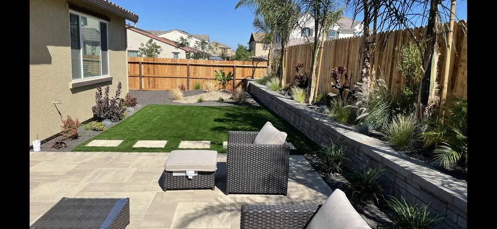Custom lawn care service in Brentwood, CA - Pacific landscape service