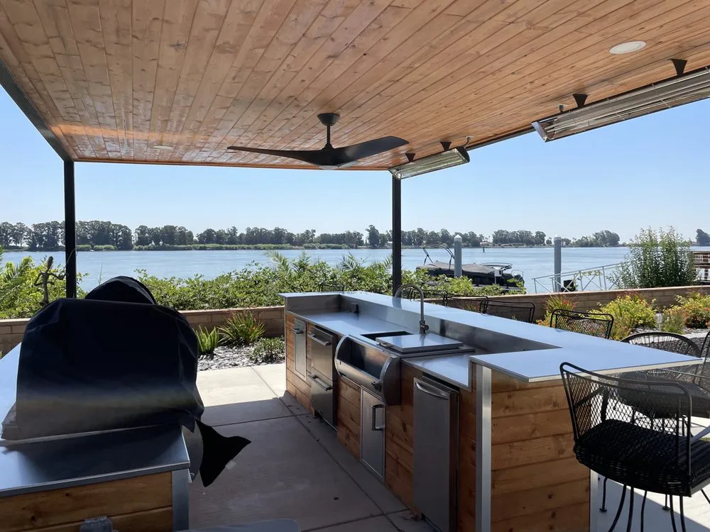 Local lawn care service for residential properties in Brentwood, CA by Pacific landscape service