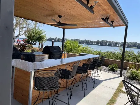 Pacific landscape service Logo