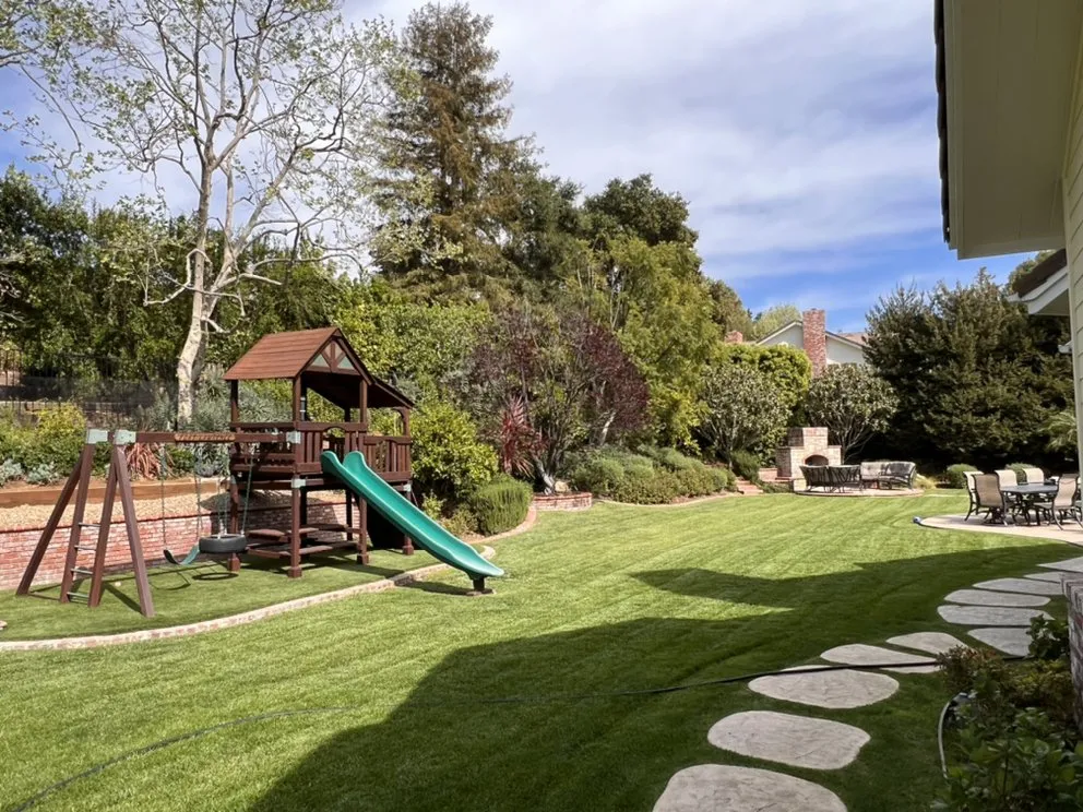 Reliable lawn care service in Camarillo, CA - Pacific Landscape Services