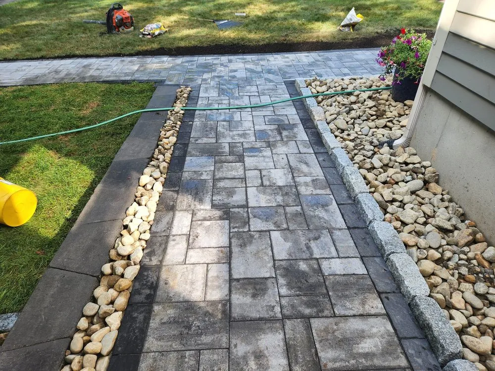 Custom garden landscaping experts serving Manchester, NH - Pacific Landscaping & Construction