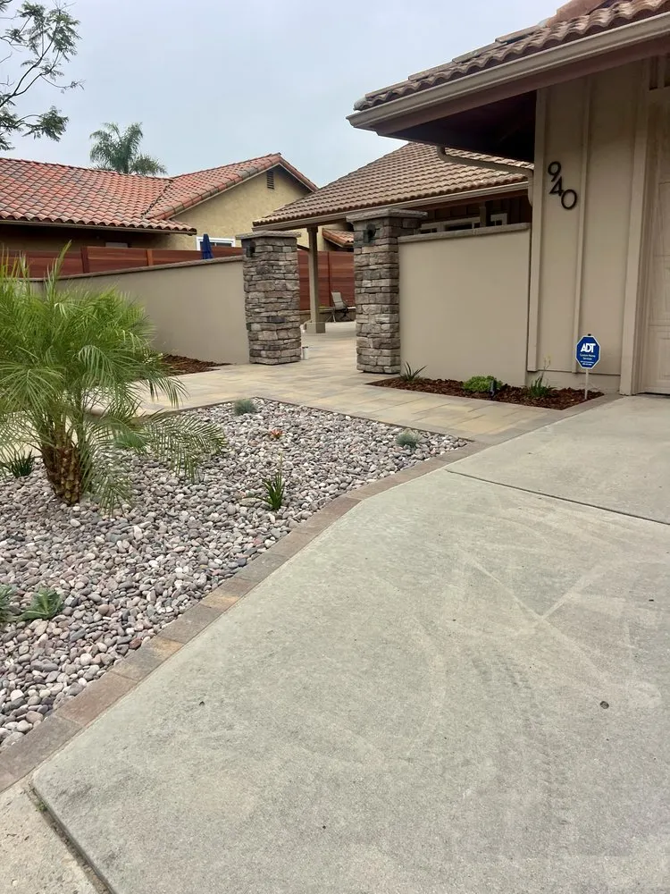 Professional yard maintenance experts serving San Diego, CA - Pacific Landscaping and Maintenance