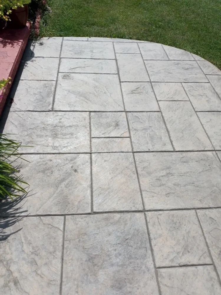Professional outdoor landscaping in Cross Junction, VA by Pacific Landscaping