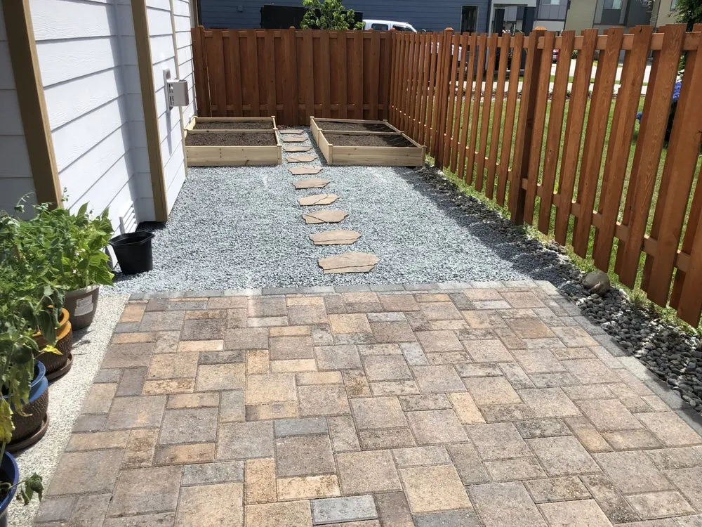 Local yard maintenance in Kent, WA - Pacific Landscaping