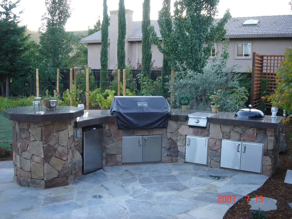 Reliable residential landscaping experts serving Walnut Creek, CA - Pacific Landscaping