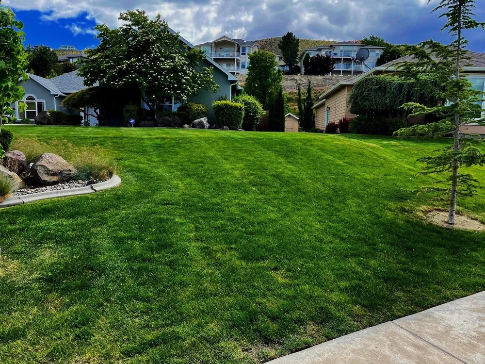 Expert garden landscaping for homes in Pasco, WA by Pacific Lawn Care