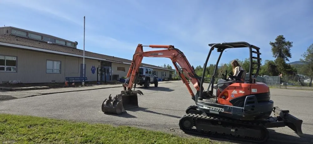 Affordable landscape design for homes in Longview, WA by Pacific Northwest Contractors