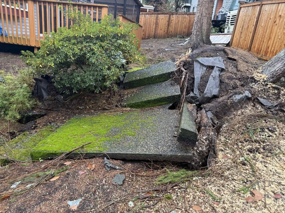 Custom landscape installation experts serving Lynnwood, WA - Pacific Northwest Rockeries