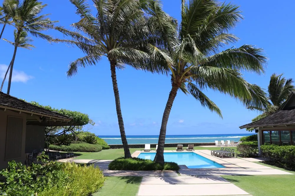 Professional garden landscaping for outdoor upgrades in Honolulu, HI by Pacific Outdoor Living