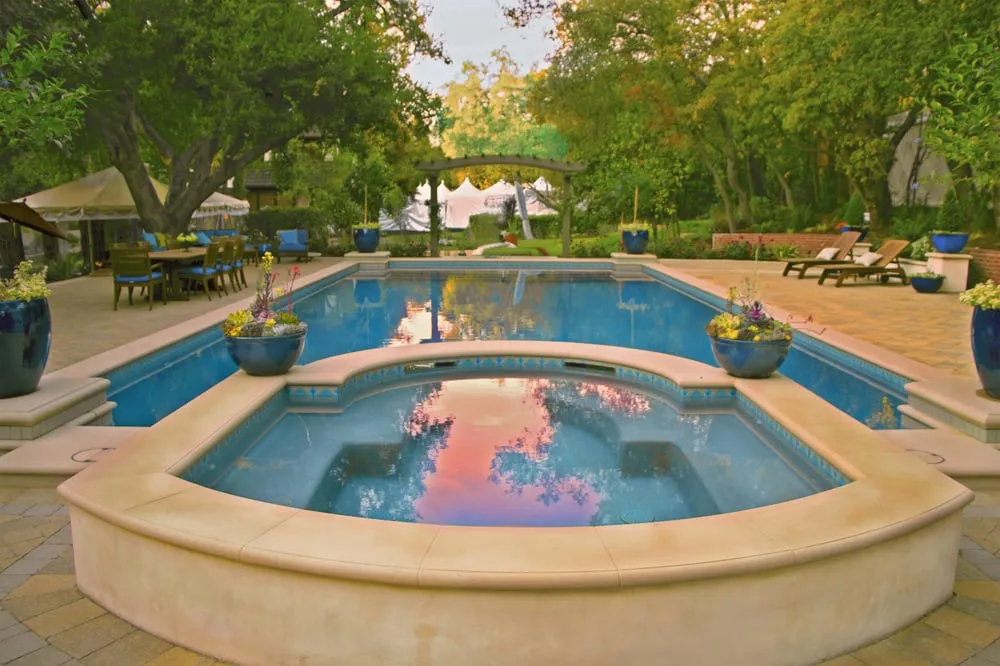 Custom lawn mowing service in Sun Valley, CA by Pacific Outdoor Living