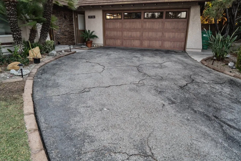 Custom lawn mowing service for homes across Anaheim, CA - Pacific Pavers