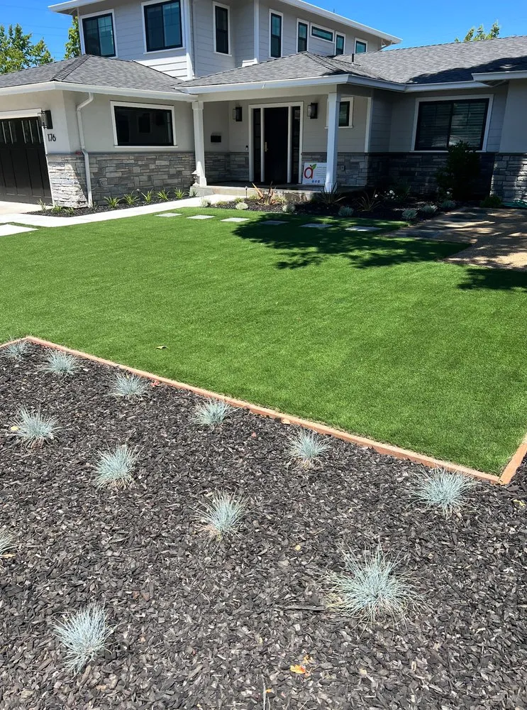 Affordable lawn care service in San Fernando Valley, CA - Pacific Rose