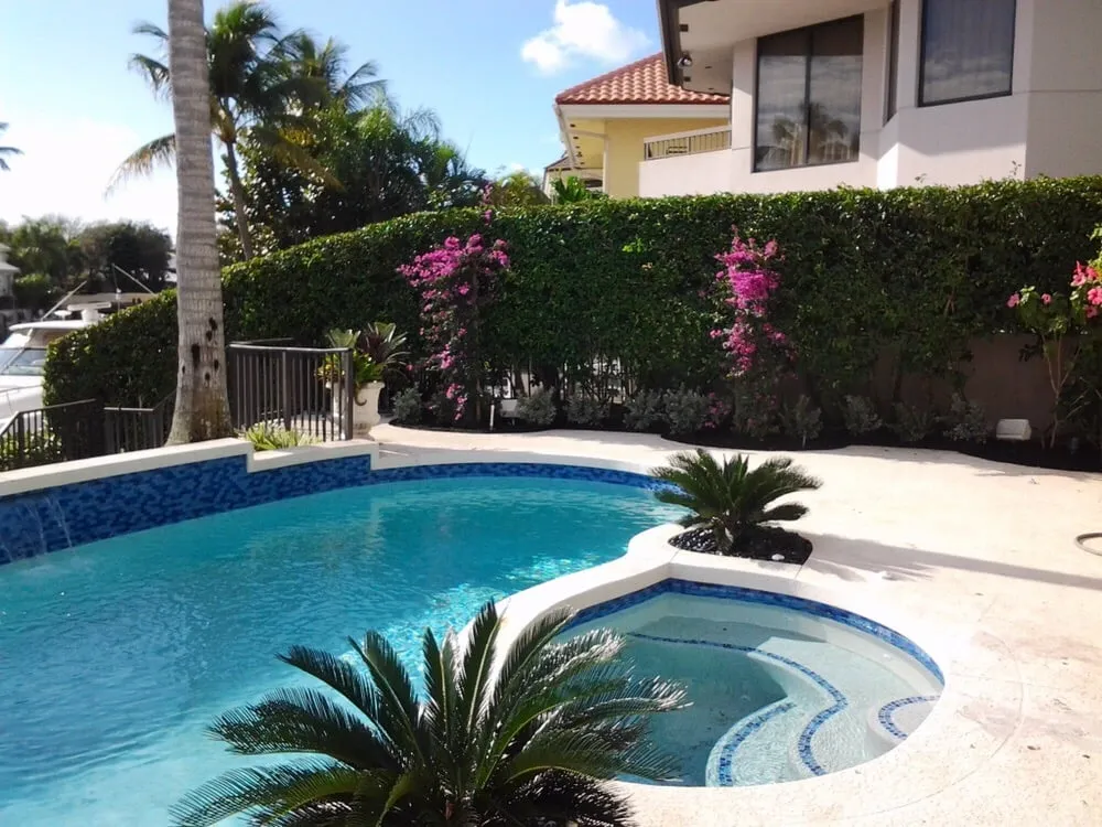 Local residential landscaping for year-round maintenance in Coral Springs, FL by Pacific Sol Landscape Design