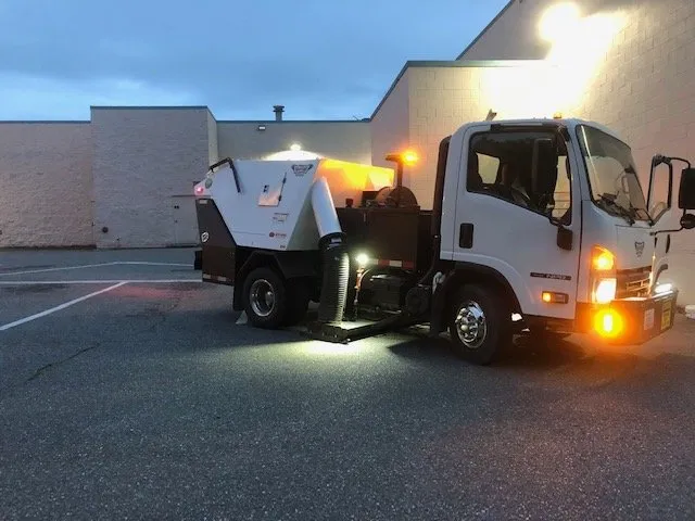 Reliable lawn care service for residential properties across Mount Vernon, WA - Pacific Style Landscapes