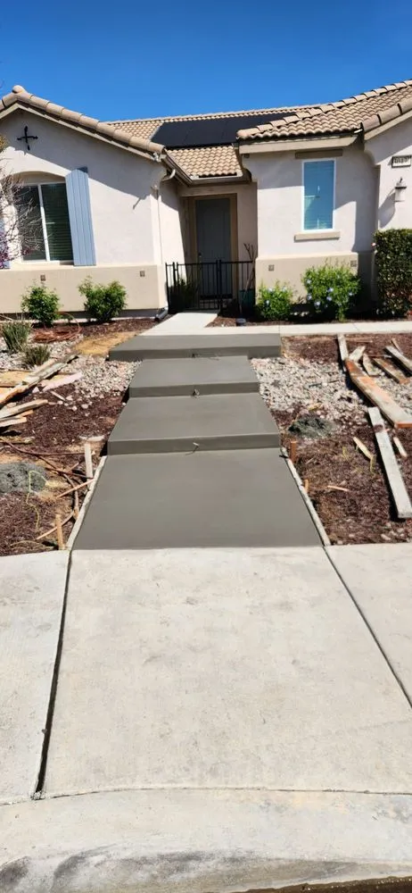 Affordable lawn care service with custom design across Menifee, CA - Pacific West Grounds Landscaping And Management