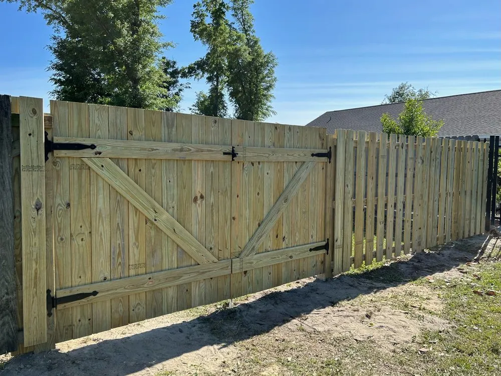 Top-rated landscape design in Santa Rosa Beach, FL - Pack Fencing