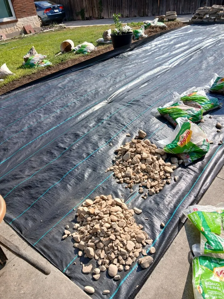 Local garden landscaping experts serving San Antonio, TX - Paco And Anna Lawn Service