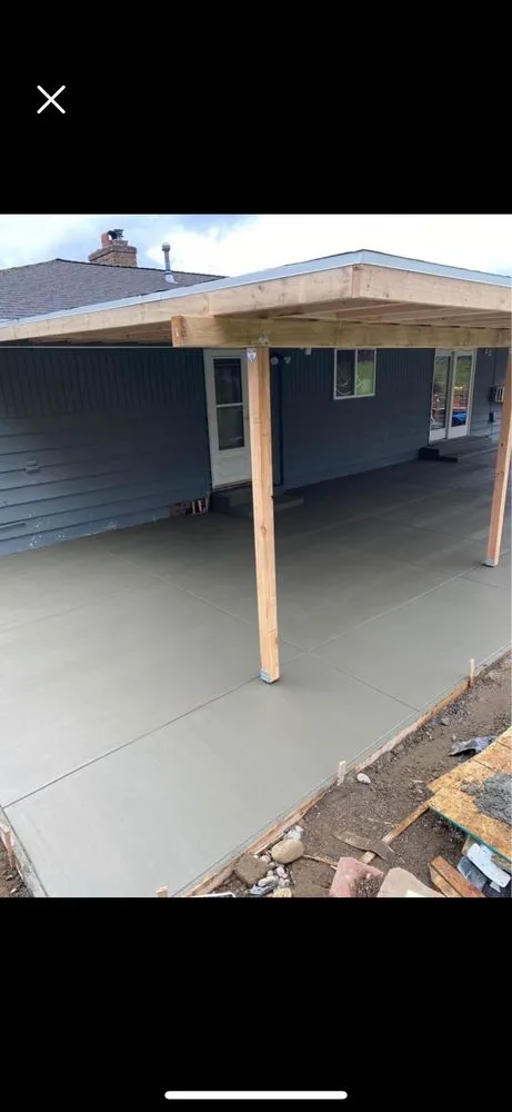 Reliable lawn care service in Lakewood, WA - Paea Concrete