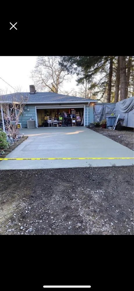 Professional residential landscaping for outdoor upgrades in Lakewood, WA by Paea Concrete
