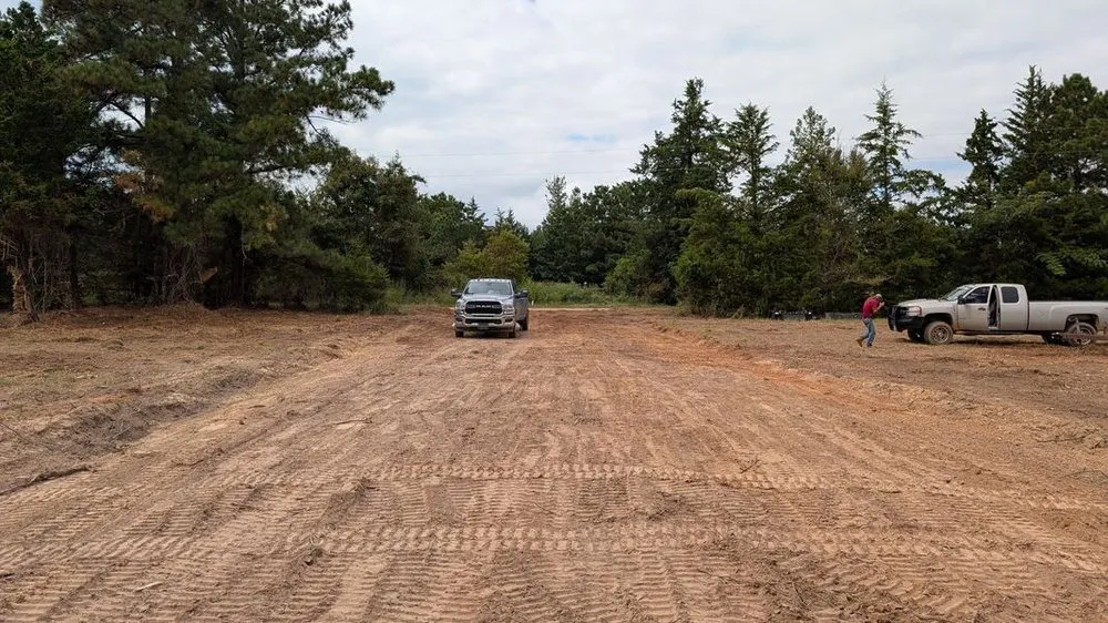 Top-rated yard cleanup service for homes in Gilmer, TX by Pafford Land & Home