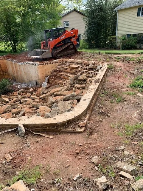 Trusted yard maintenance in Canton, GA by Page