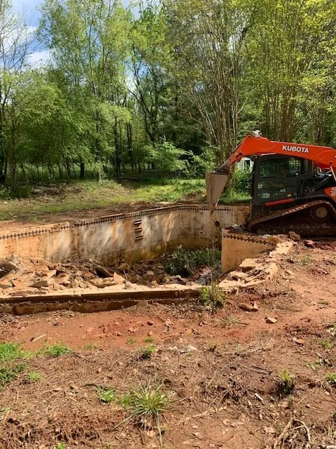 Affordable yard cleanup service for beautiful yards in Canton, GA by Page