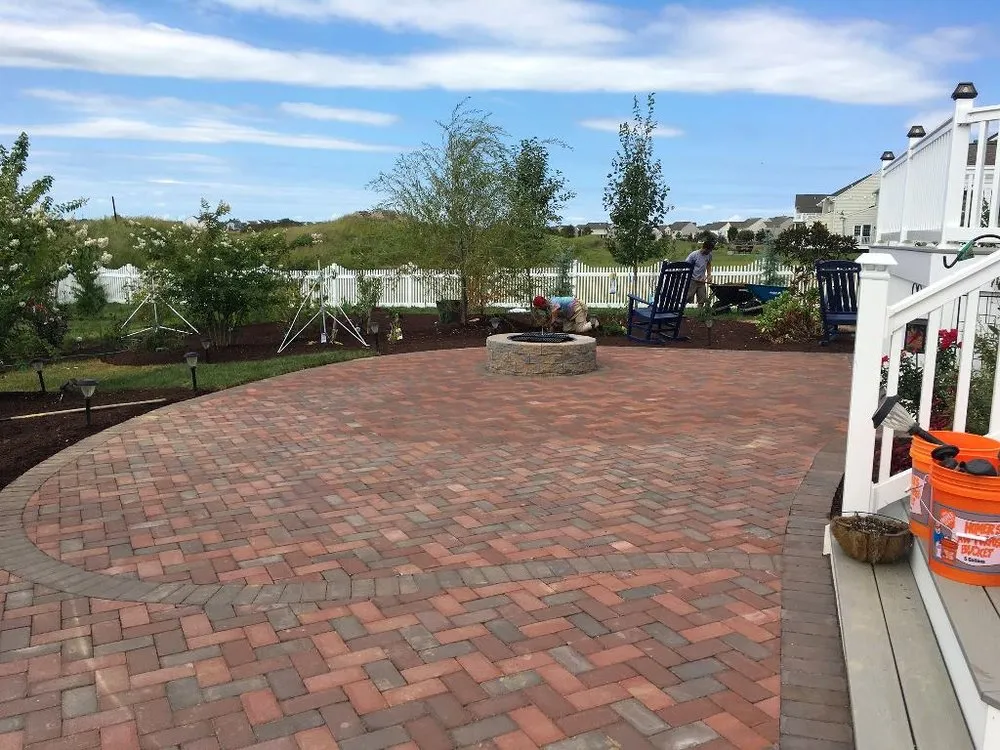 Top-rated landscaping services with custom design across Middletown, DE - Page Precision Cuts