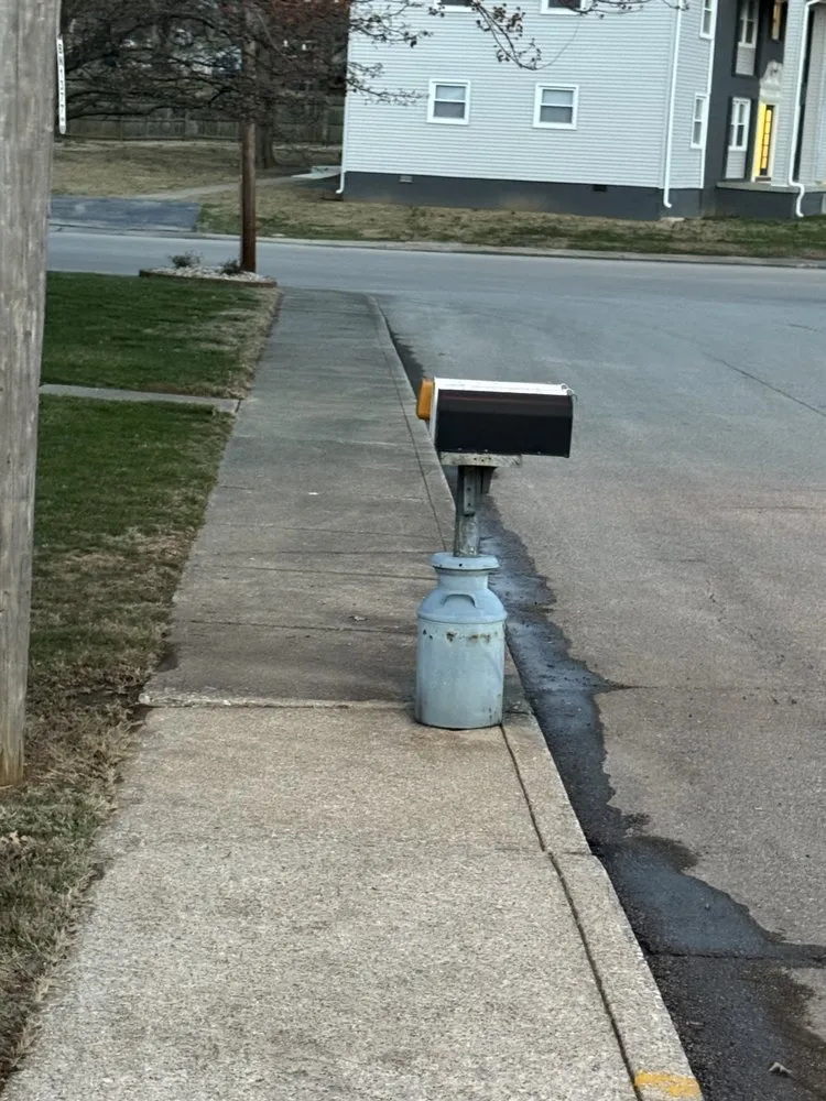 Local lawn mowing service experts serving Boonville, IN - Pages Pressure Washing and Lawn Care