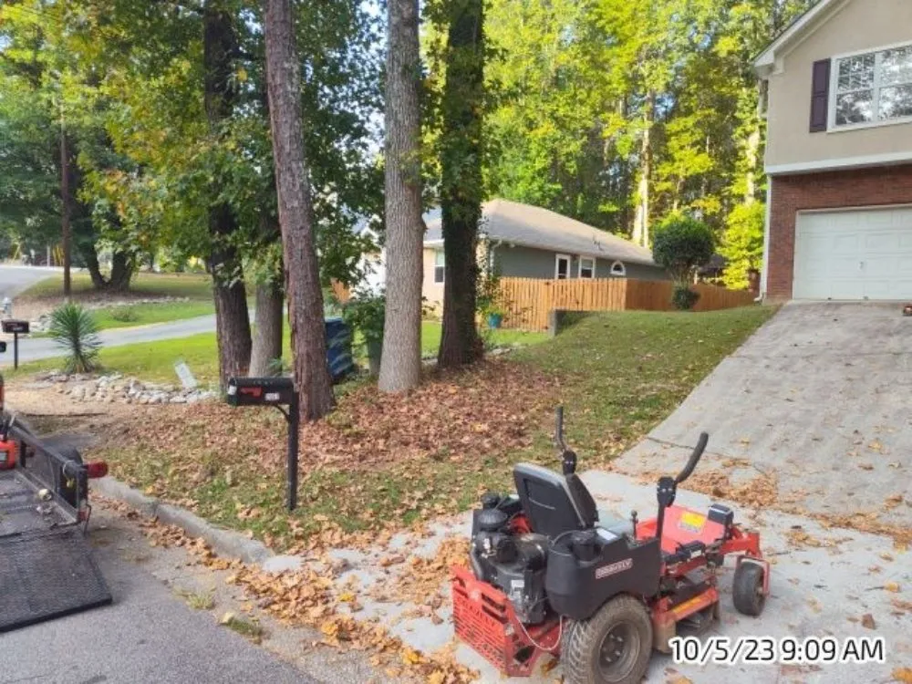 Top-rated lawn mowing service experts serving Marietta, GA - Paige's Lawn Care Service