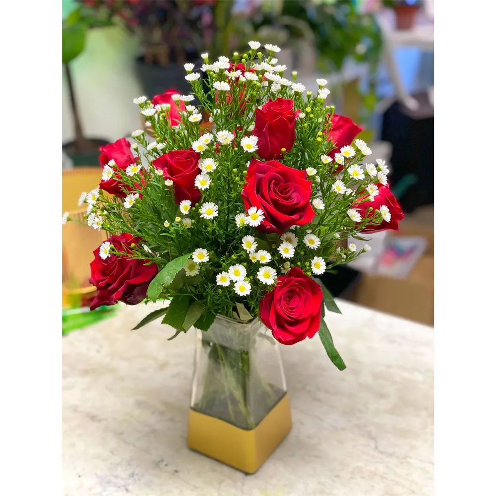 Reliable yard cleanup service for homes in Astoria, NY by Paint By Flowers - By Marina Costas