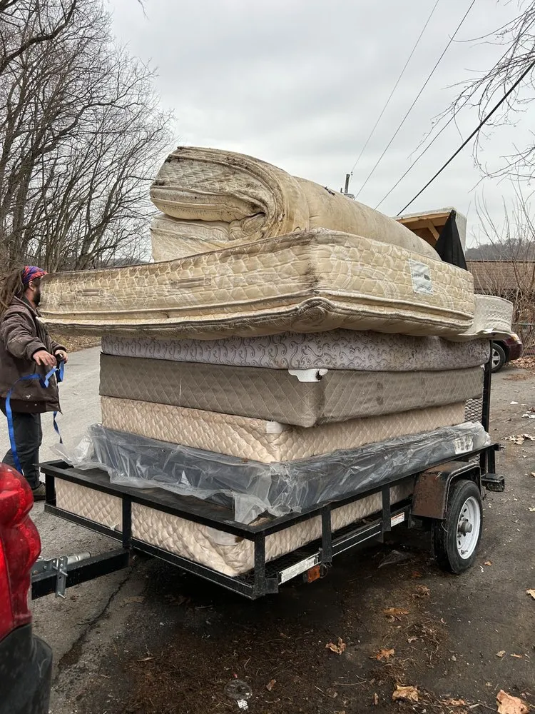 Top-rated residential landscaping for beautiful yards in East Palestine, OH by Paint N’at