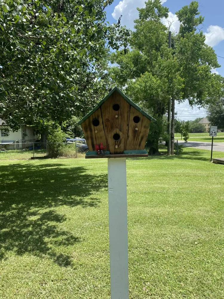 Reliable yard maintenance experts serving Prairieville, LA - Painter’s Lawn Care And Service