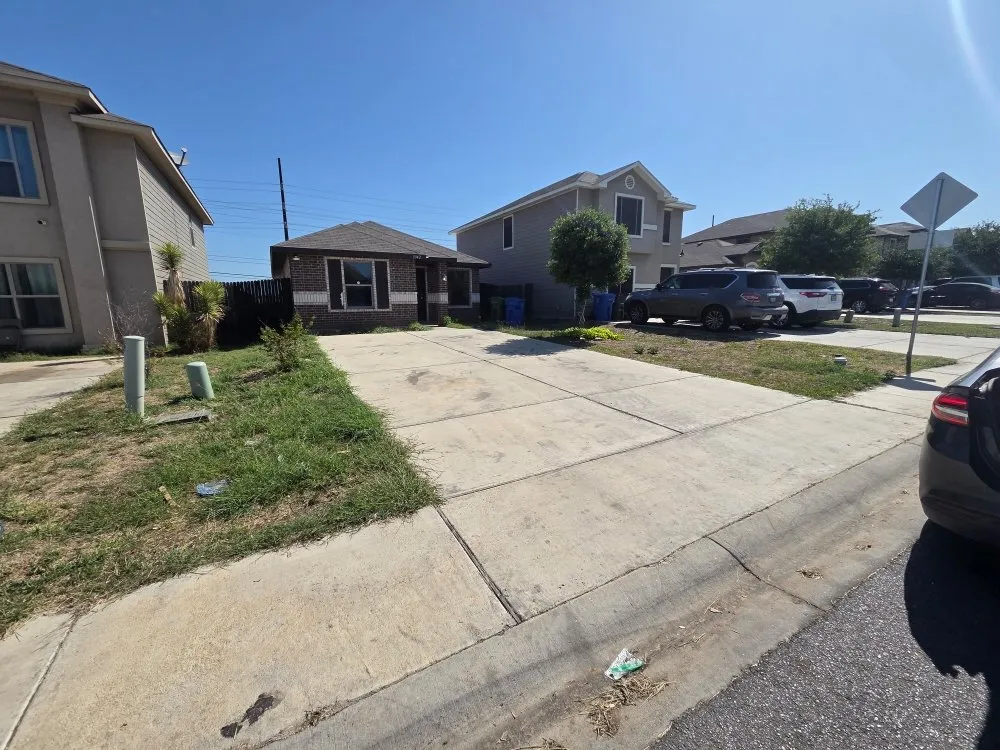 Top-rated landscape installation in Laredo, TX - Paiz Lawn Mowing Services