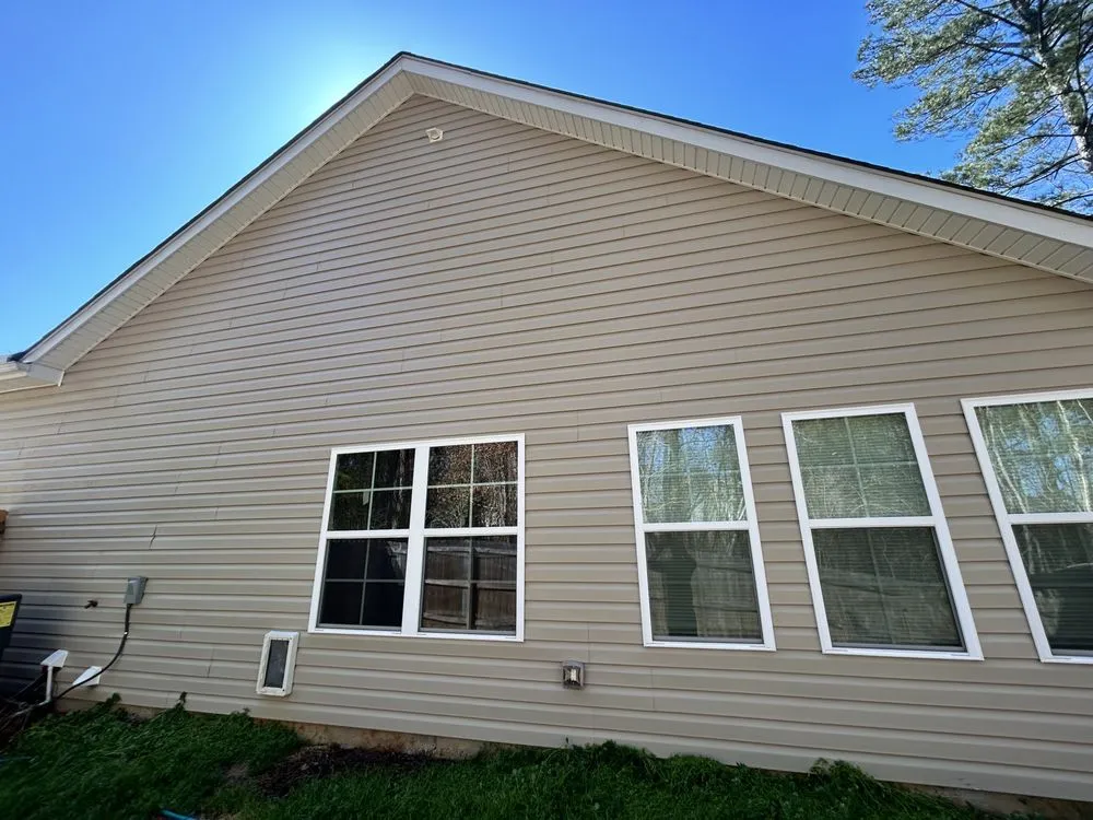 Custom yard cleanup service experts serving Winder, GA - Palacios Landscaping and Pressure Washing