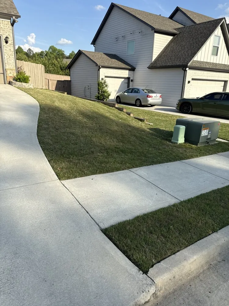 Top-rated lawn care service experts serving Winder, GA - Palacios Landscaping and Pressure Washing