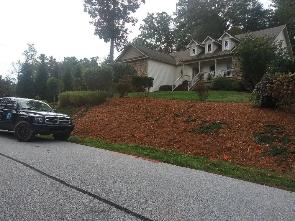 Expert garden landscaping experts serving Hendersonville, NC - Palacios landscaping