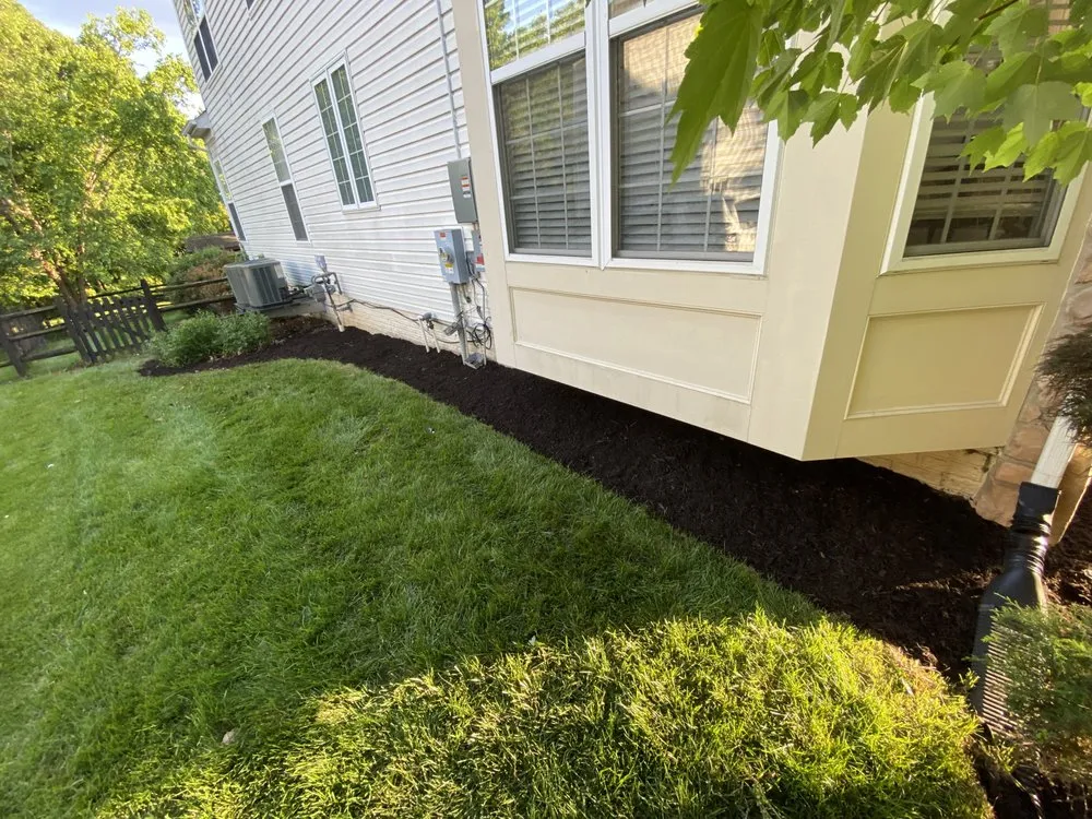 Local lawn care service in Woodbridge, VA by Palacios landscaping