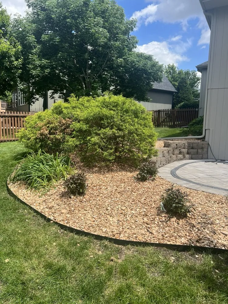 Top-rated outdoor landscaping for outdoor upgrades in Olathe, KS by Palatial Lawn & Landscape
