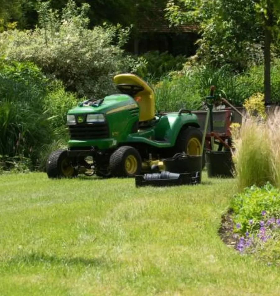 Affordable landscape installation in Palatine, IL by Palatine Elite Lawn Care